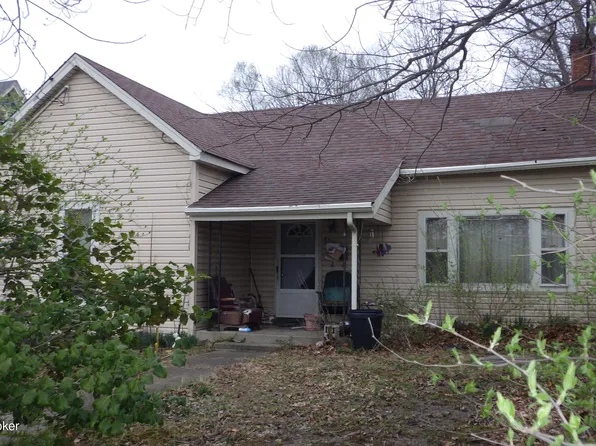 84 Elm St, Eminence, KY 40019