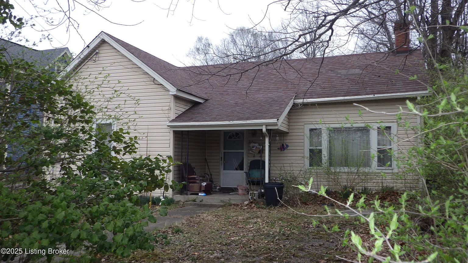 84 Elm St photo 1