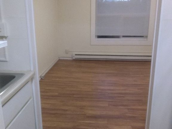 5th image of 23 W Galer St APT 307