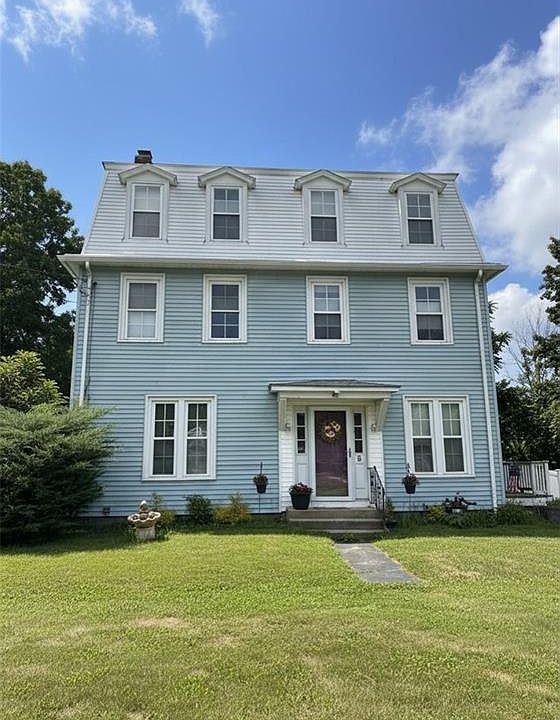 1st image of 681 Putnam Pike