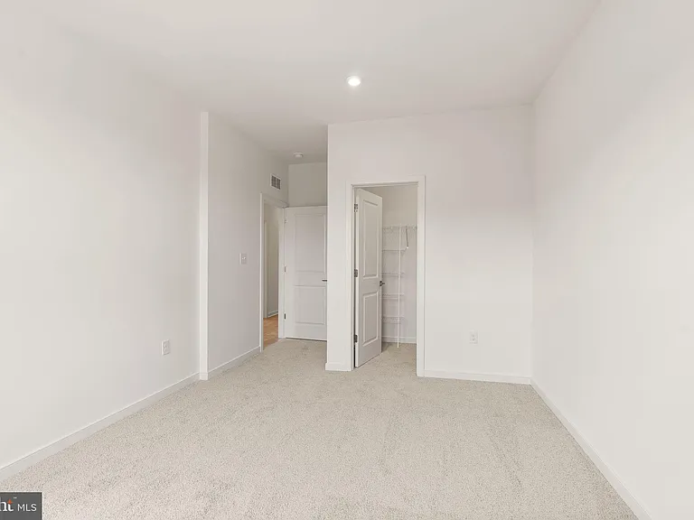 6230 Folly Ln — Photo 40