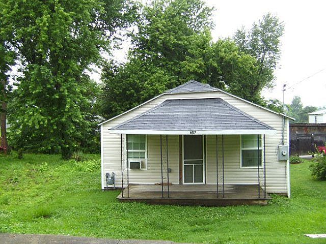 1st image of 607 Woodson Ave