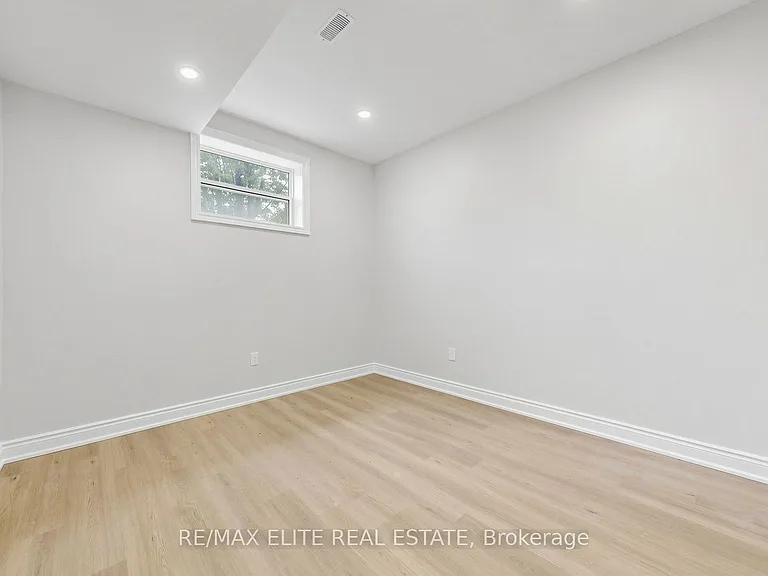 52 Pine Post Rd #BASEMENT — Photo 18