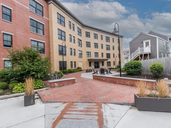 25 High Street #305, Portland, ME 04101