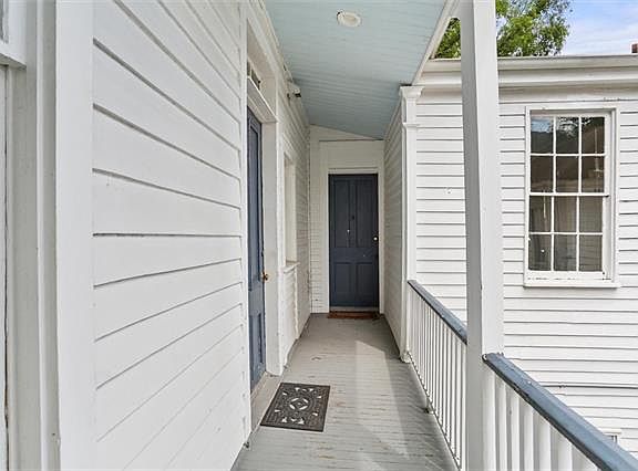 3rd image of 1427 Saint Mary St APT D