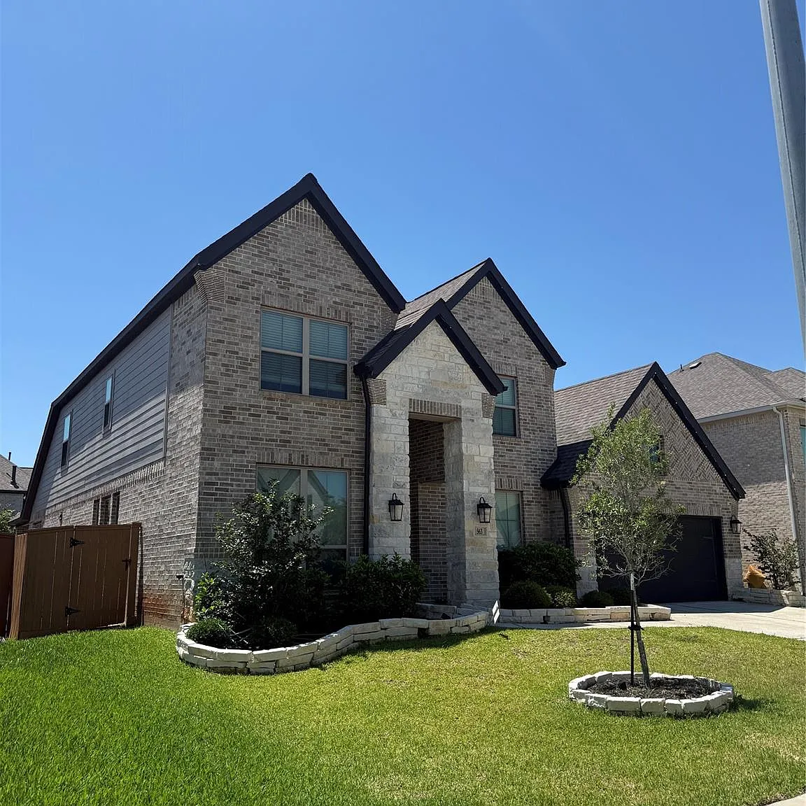 5 bed, 4.5 bath, 3546 sqft, $4,775 — Photo 3
