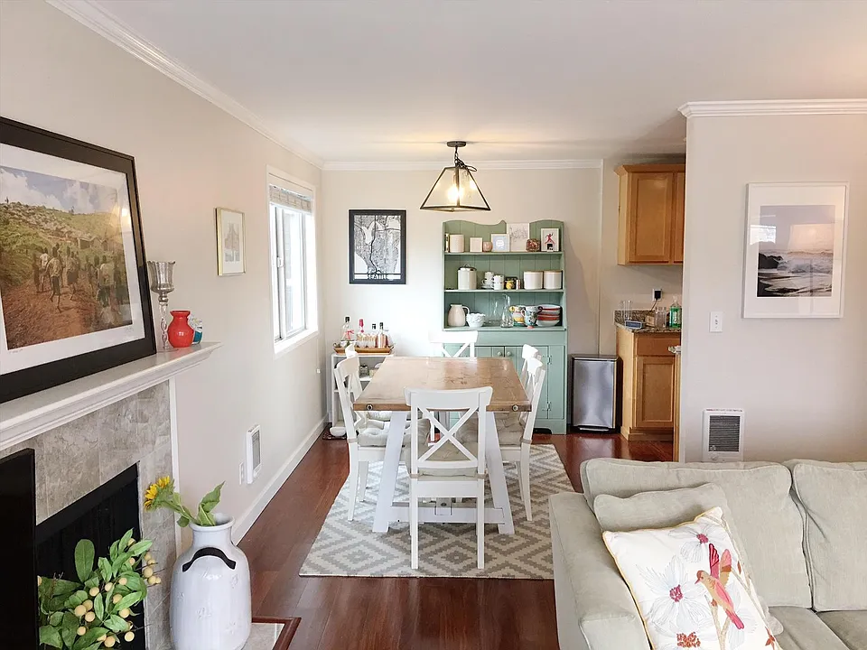 810 Taylor Ave N #128