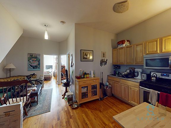 3rd image of 715 De Kalb Ave #2R