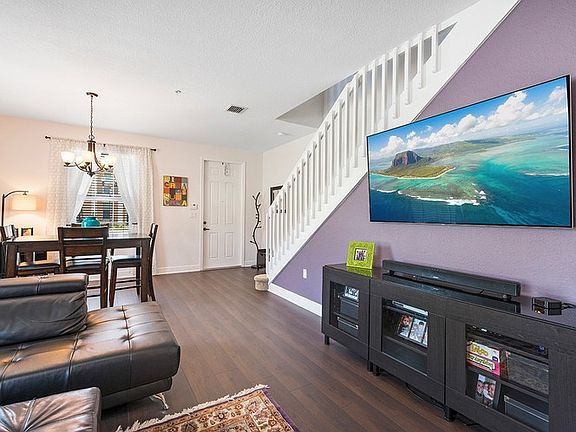 1504 SW 147Avenue, Pembroke Pines, FL 33027