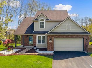 6938 Pheasant View Dr, Temperance, MI 48182