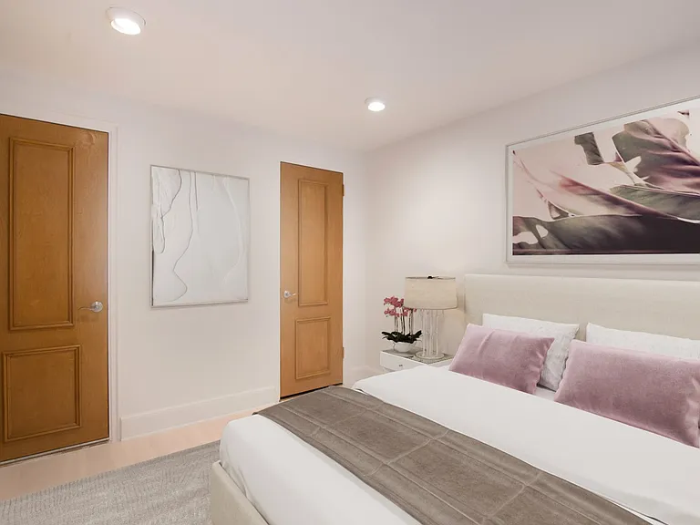 150 W 58th St #12A — Photo 4