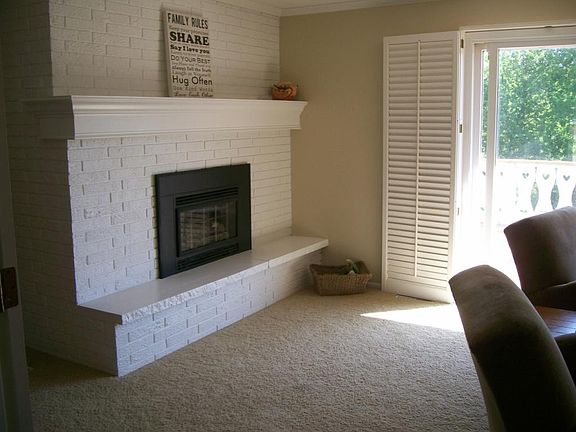 5th image of 6815 Lake Dr