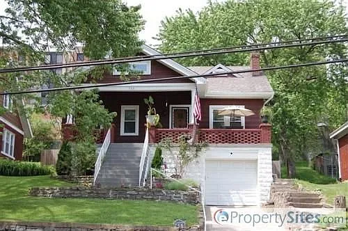 756 Highland Ave photo 1
