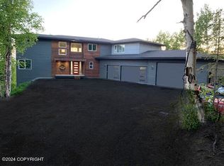 14170 Golden View Dr, Anchorage, AK 99516