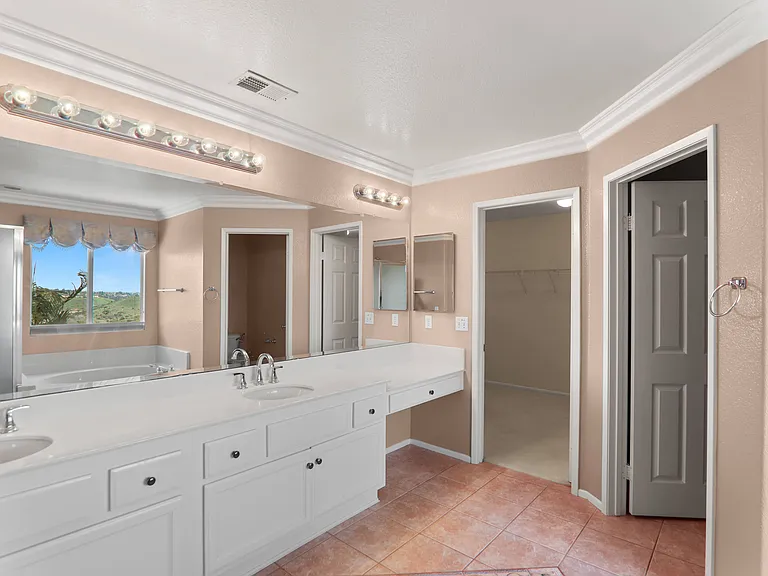 12046 Windom Peak Way — Photo 11