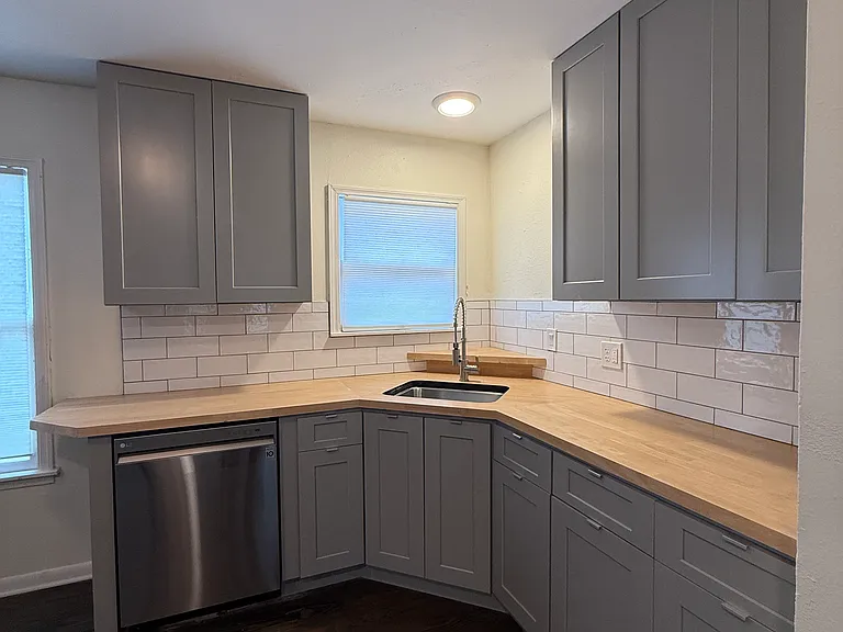 123 Marcia Pl #2 — Photo 8
