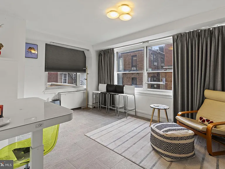 1806 Rittenhouse Sq #18-209 — Photo 16