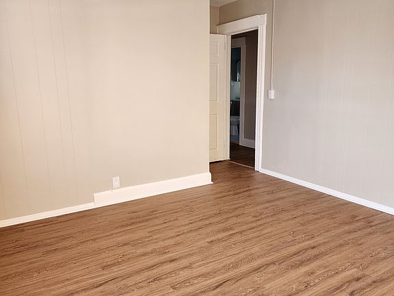 5th image of 46 N Fulton Ave #2