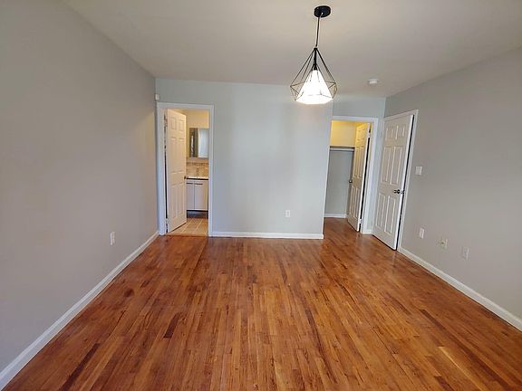 4th image of 3609 Barnes Ave APT 2