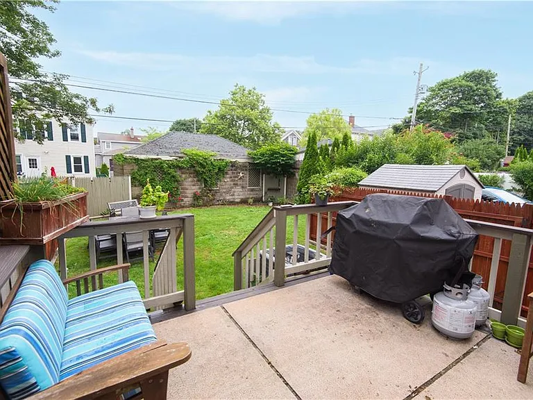 32 Hammond St — Photo 29