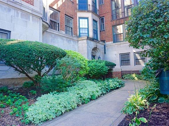 2nd image of 11430 Cedar Glen Pkwy APT B6