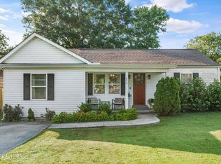 642 Eagleton Rd, Maryville, TN 37804