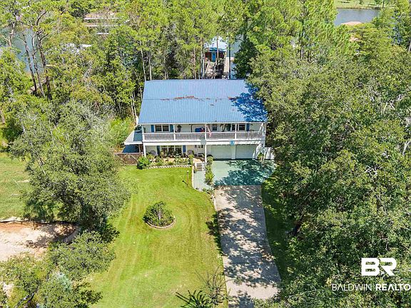 4th image of 24043 Bay View Dr W