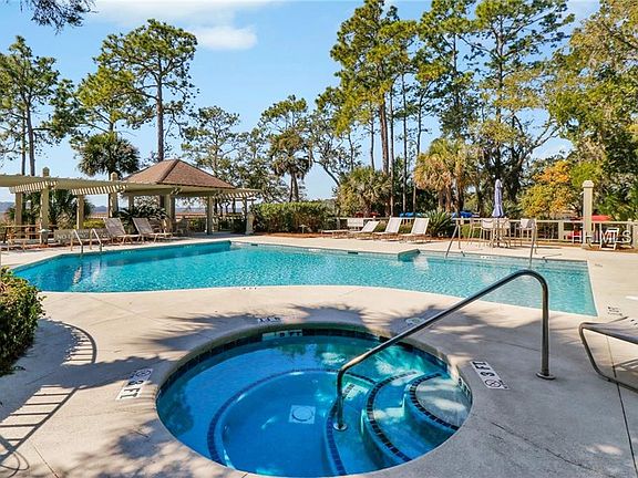 4th image of 37 Broad Pointe Dr