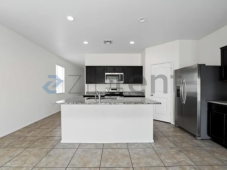 18199 N Conquistador Dr — Photo 8