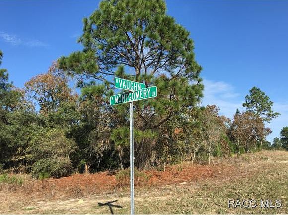 2nd image of 9862 N Vaughn Dr