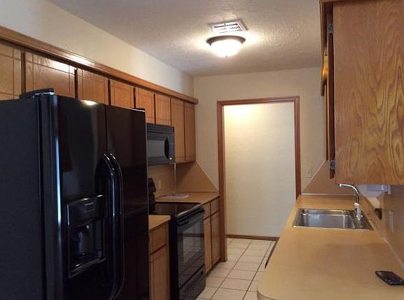 3rd image of 210 Swales Blvd