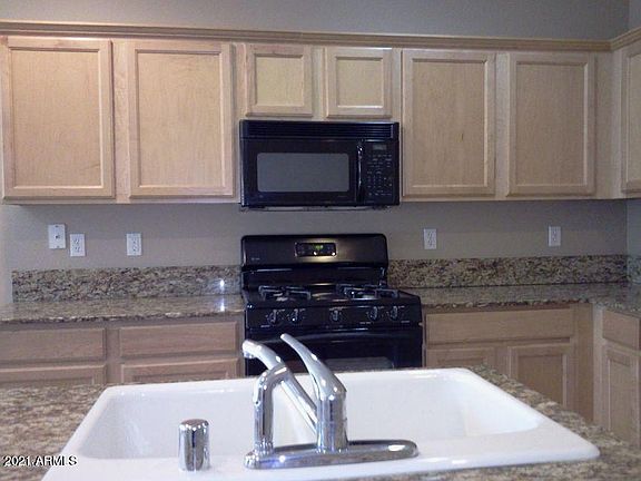 4th image of 9308 S 184th Dr