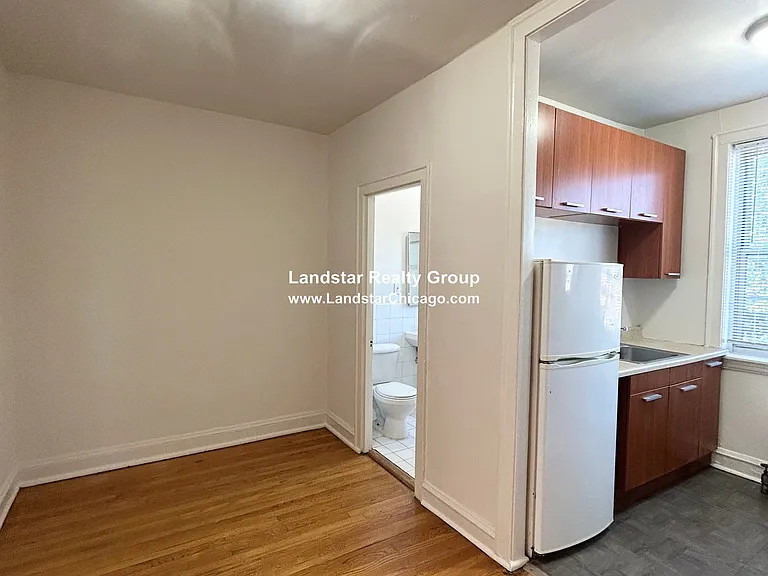 826 S Austin Blvd #2N — Photo 6