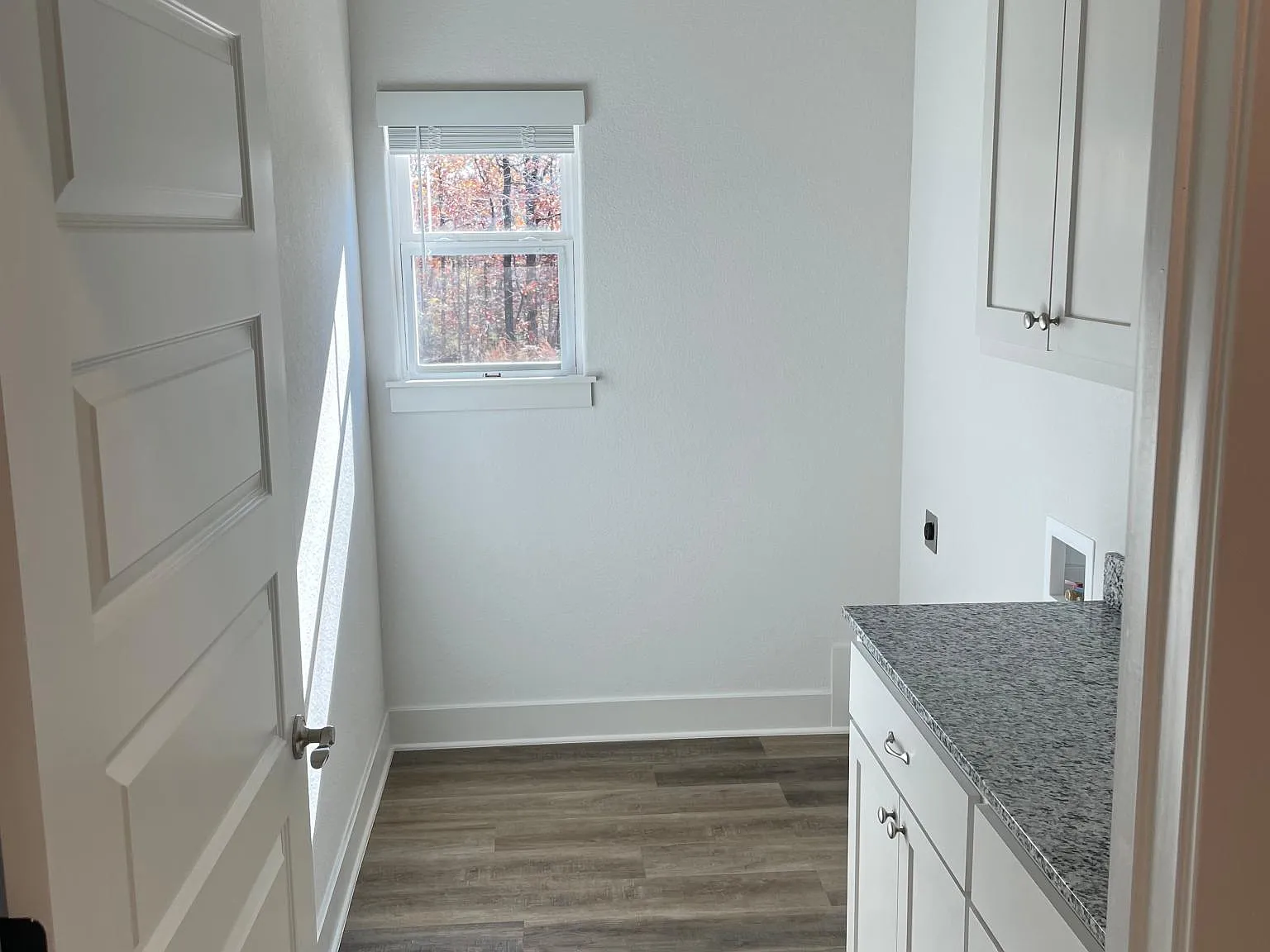 3 bed, 1505 sqft, $1,975 — Photo 3