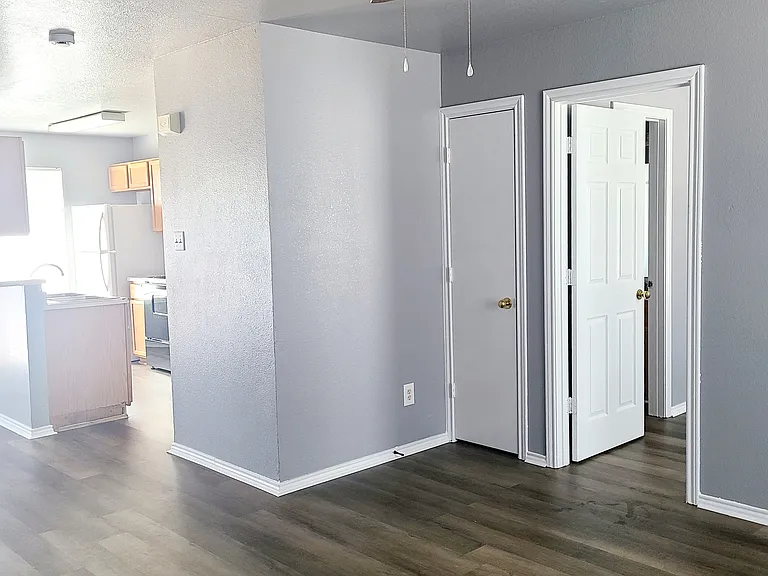 1707 Spring Rose Cir #C — Photo 3