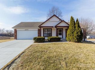 4575 Clearbrook Dr, Saint Charles, MO 63304