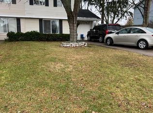 1139 Brunswick Ln, Aurora, IL 60504