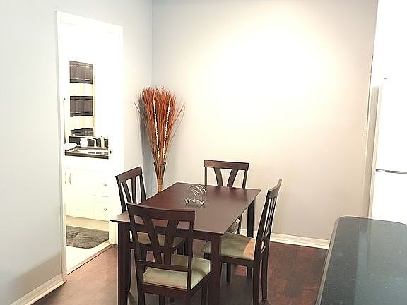 3rd image of 15105 Harbour Vista Cir