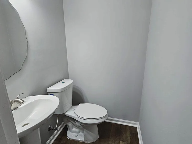 848 Chair Rd — Photo 2