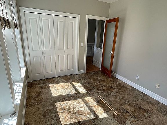 Office/5th bedroom