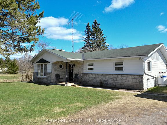 3rd image of 1319 County Road 2 Rd