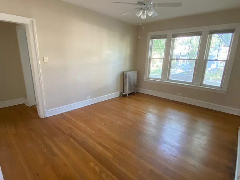 800 Seward St #2 — Photo 11