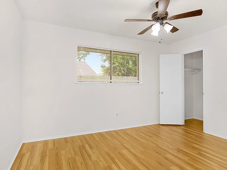 11426 Sageperry Dr — Photo 20