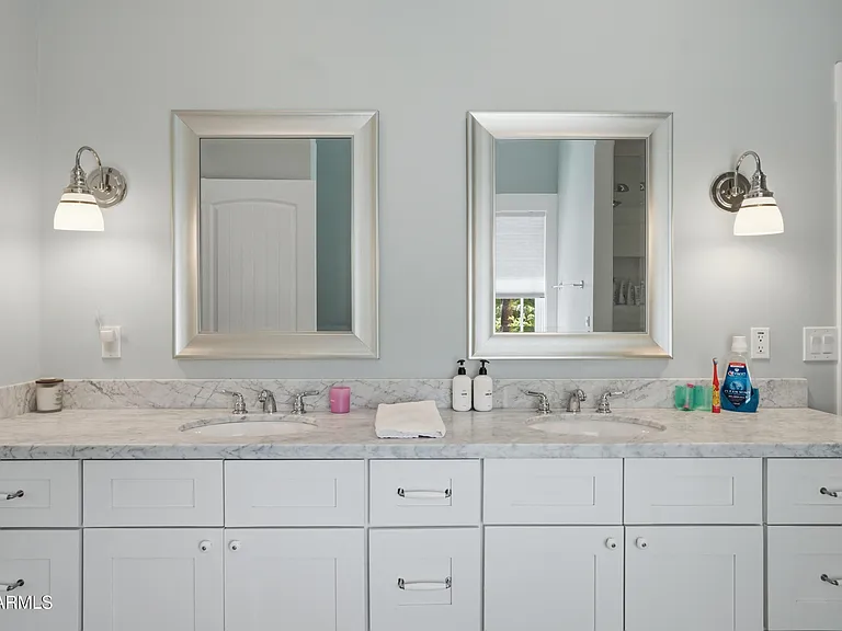 4461 N Launfal Ave — Photo 36