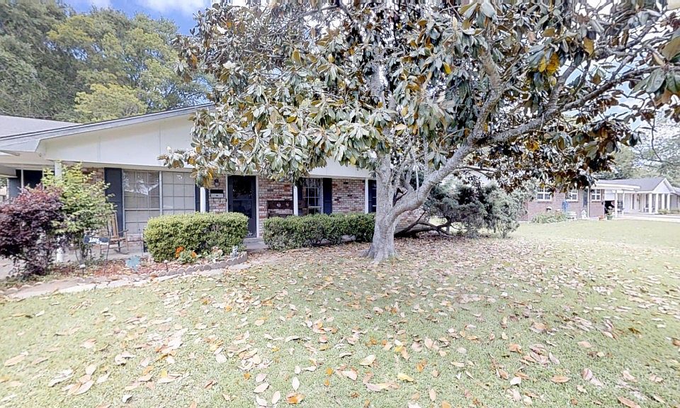 1st image of 1006 Norwood Dr