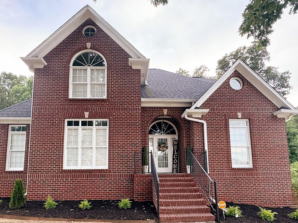 1st image of 6928 Woodvale Ln