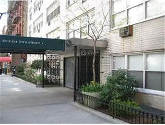 Sold by Douglas Elliman | media 16