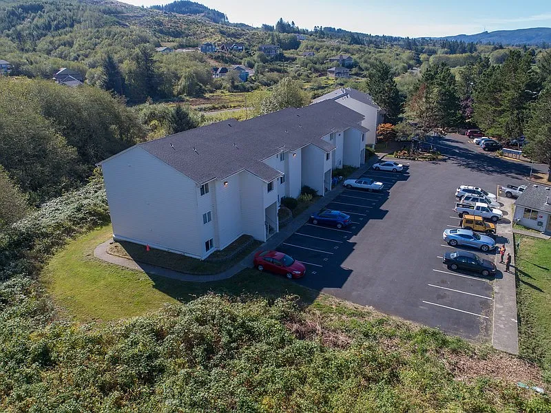 Building Photo - The Retreat