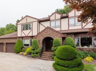 1106 Hawthorne Pkwy, Wall Township, NJ 07762