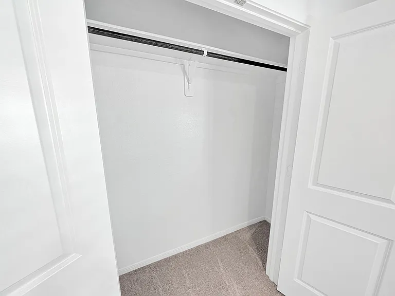 1328 Ventura Creek Dr — Photo 25